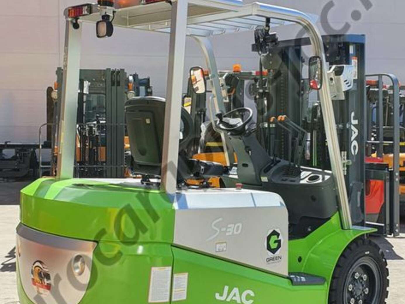 Вилочный электропогрузчик JAC CPD30GT